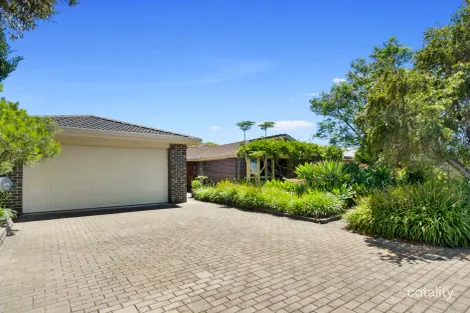 6 Banks Rd, Woodcroft, SA 5162