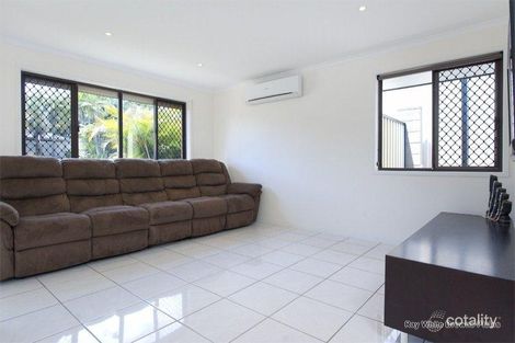 Property photo of 18 Regency Drive Regents Park QLD 4118