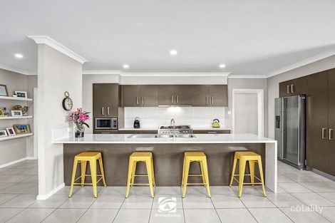 Property photo of 14 Adams Circuit Elderslie NSW 2570