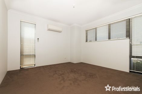 Property photo of 25 Brixham Vista Butler WA 6036