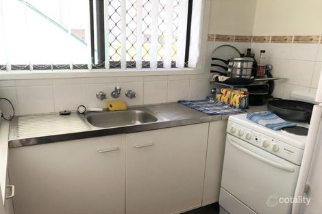Property photo of 2/25 Ahern Street Labrador QLD 4215