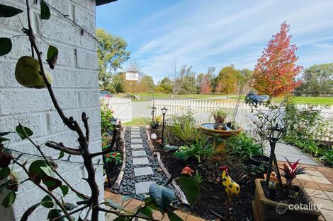 Property photo of 28 Country Drive Oakford WA 6121