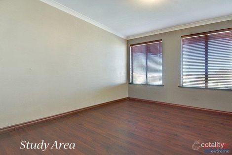 Property photo of 5 Ballard Fairway Wanneroo WA 6065
