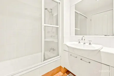 Property photo of 9/21-23 Woodroffe Avenue Main Beach QLD 4217