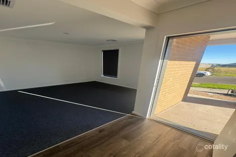 Property photo of 4 Basil Drive Wallan VIC 3756