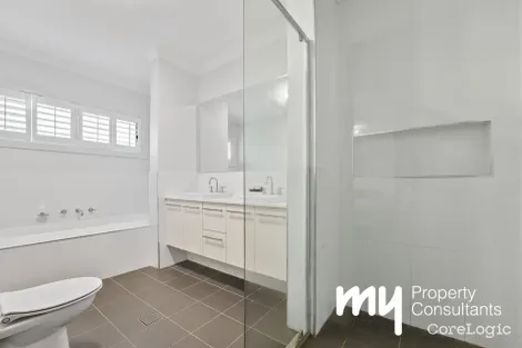 Property photo of 44 Sickles Drive Grasmere NSW 2570
