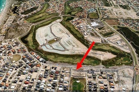 68 Bancoura Pkwy, Secret Harbour, WA 6173