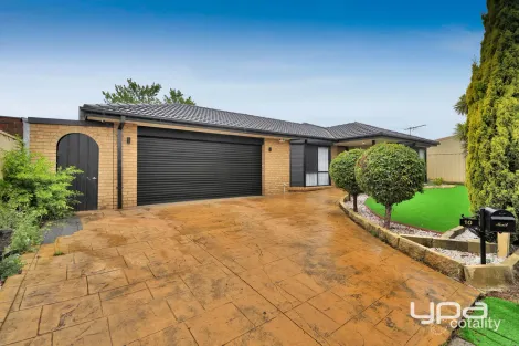 Property photo of 10 Egton Court Craigieburn VIC 3064