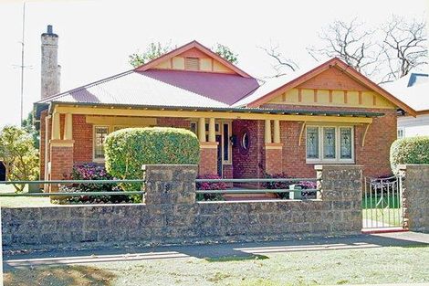 Property photo of 28 Roxburgh Street Lorn NSW 2320