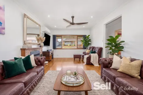 Property photo of 18 Amiel Street Springvale VIC 3171