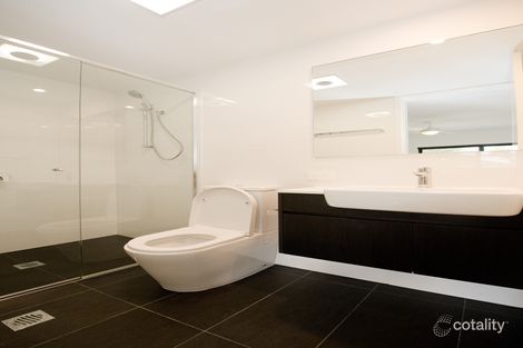 Property photo of 203/14-16 Priory Street Indooroopilly QLD 4068