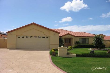 7 Leeds Cl, Arundel, QLD 4214