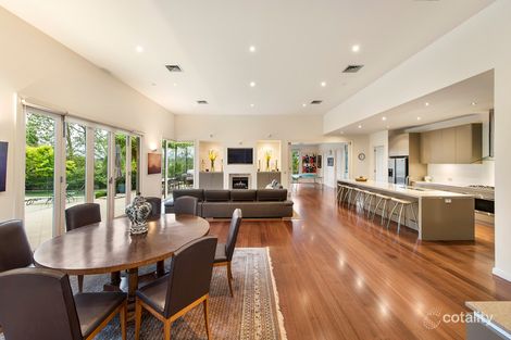 Property photo of 30 Balwyn Road Canterbury VIC 3126