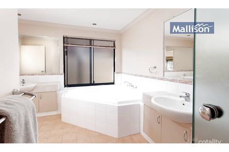 Property photo of 33 Macquarie Boulevard Hammond Park WA 6164