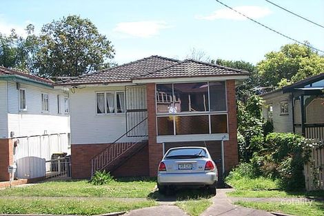 Property photo of 110 Temple Street Coorparoo QLD 4151