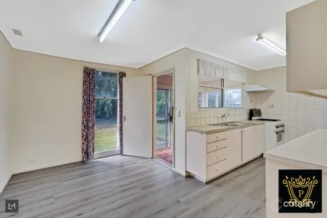 Property photo of 37 Valepark Crescent Cranbourne VIC 3977
