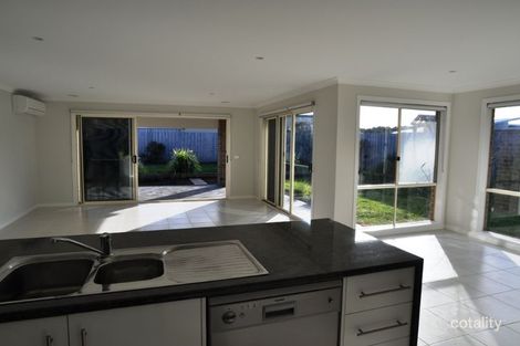 Property photo of 10 Plover Way Inverloch VIC 3996