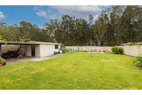 Property photo of 38 Seabreeze Parade Green Point NSW 2428