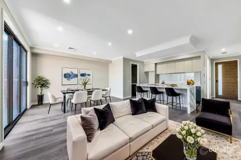 Property photo of 3 Damesfly Circuit Tarneit VIC 3029