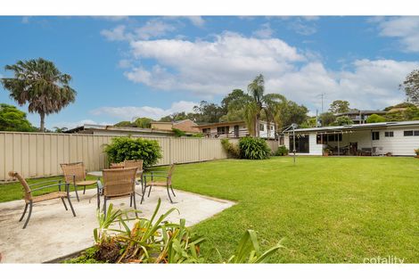 Property photo of 38 Seabreeze Parade Green Point NSW 2428