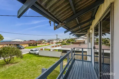 Property photo of 22 McPharlin Avenue Quinns Rocks WA 6030