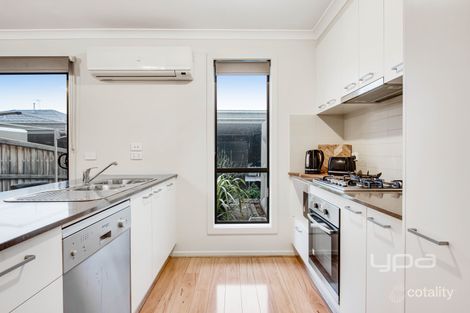 Property photo of 51 Venezia Promenade Greenvale VIC 3059
