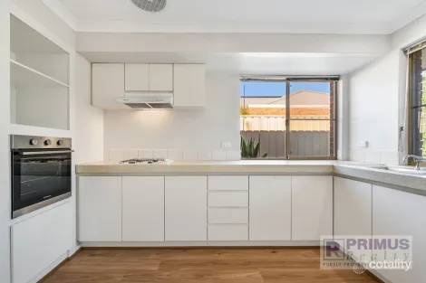 1/27 Henning Cres, Manning, WA 6152