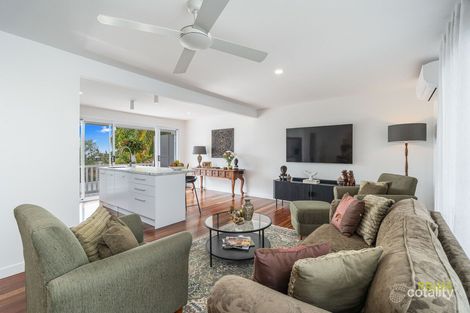 Property photo of 3 Jacaranda Drive Torquay QLD 4655