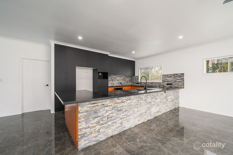 Property photo of 3 Carthurbie Court New Auckland QLD 4680
