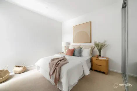 Property photo of 2/68 Barkers Road Hawthorn VIC 3122