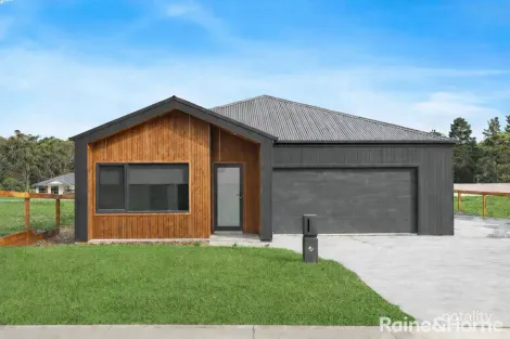 Property photo of 41 Ferguson Crescent Mittagong NSW 2575