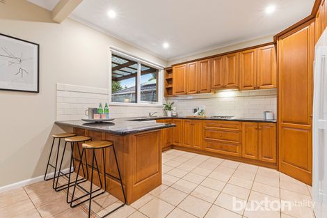 Property photo of 35 Gladwyn Avenue Bentleigh East VIC 3165