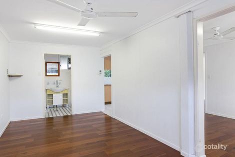 Property photo of 51 Curtin Street Westcourt QLD 4870