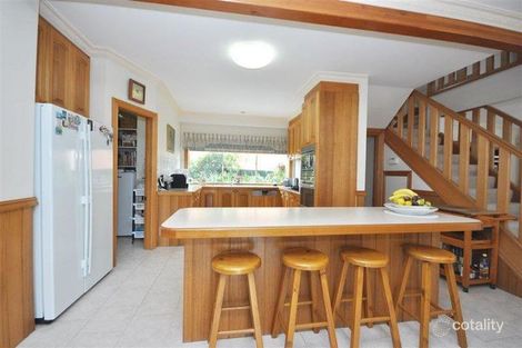 Property photo of 2 Welsh Court Roxburgh Park VIC 3064