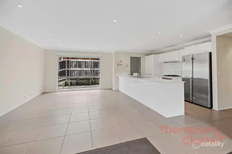 Property photo of 37 River Oak Avenue Gillieston Heights NSW 2321