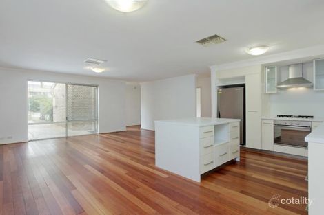 2/106 Mary St, Como, WA 6152