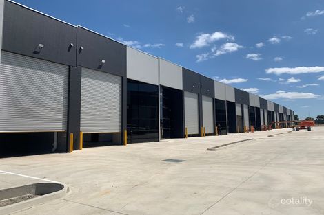 63/68 Eucumbene Dr, Ravenhall, VIC 3023