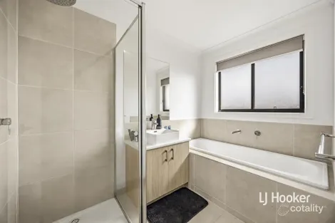 Property photo of 55 Slinky Street Deanside VIC 3336