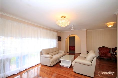 Property photo of 3 Mullum Court Springvale South VIC 3172