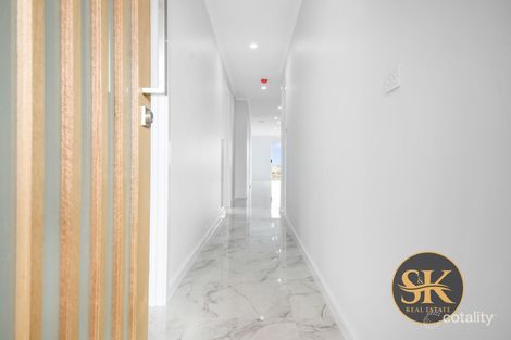 Property photo of 11 Mistletoe Drive Strathtulloh VIC 3338