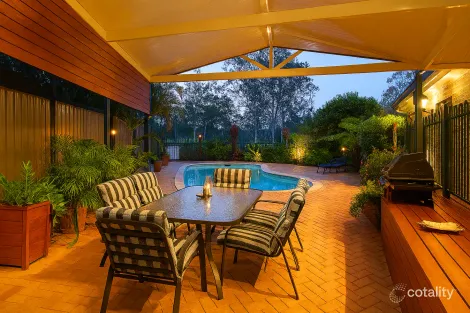Property photo of 9 Lockhart Place Helensvale QLD 4212
