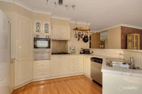 Property photo of 5 Gerrong Close Kanahooka NSW 2530