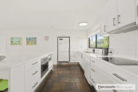 Property photo of 32 Vernon Crescent Maslin Beach SA 5170