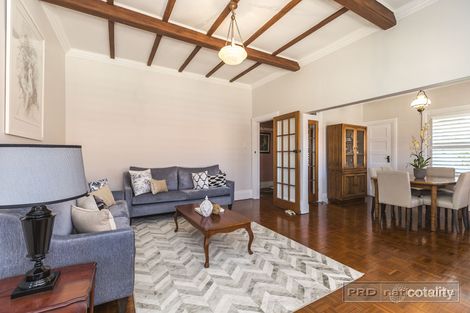 Property photo of 18 Anzac Parade The Hill NSW 2300