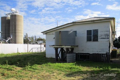 5 Wilson St, Tara, QLD 4421