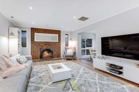 Property photo of 8 Lerwick Court Frankston VIC 3199