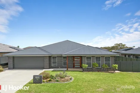 Property photo of 19 Mulga Place Moore Creek NSW 2340