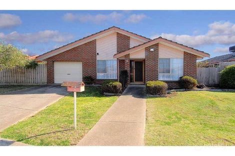 Property photo of 1/39 Stockwell Crescent Keilor Downs VIC 3038