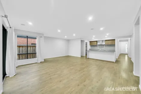 Property photo of 17 Runcorn Street Werribee VIC 3030