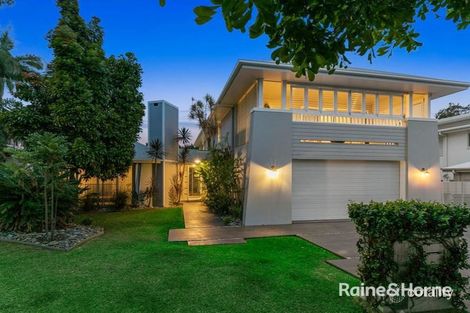 Property photo of 14 Yorston Place Ormiston QLD 4160